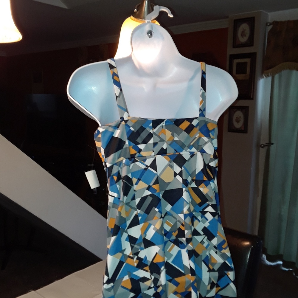 Unity Colorful sleeveless top - Picture 5 of 8